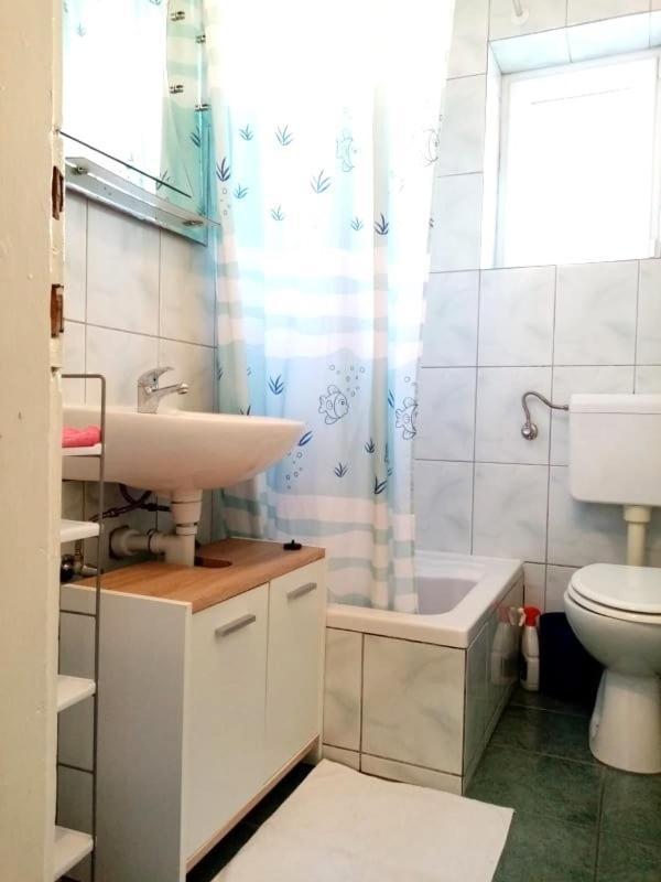 Apartmani Jela Makarska Exterior photo