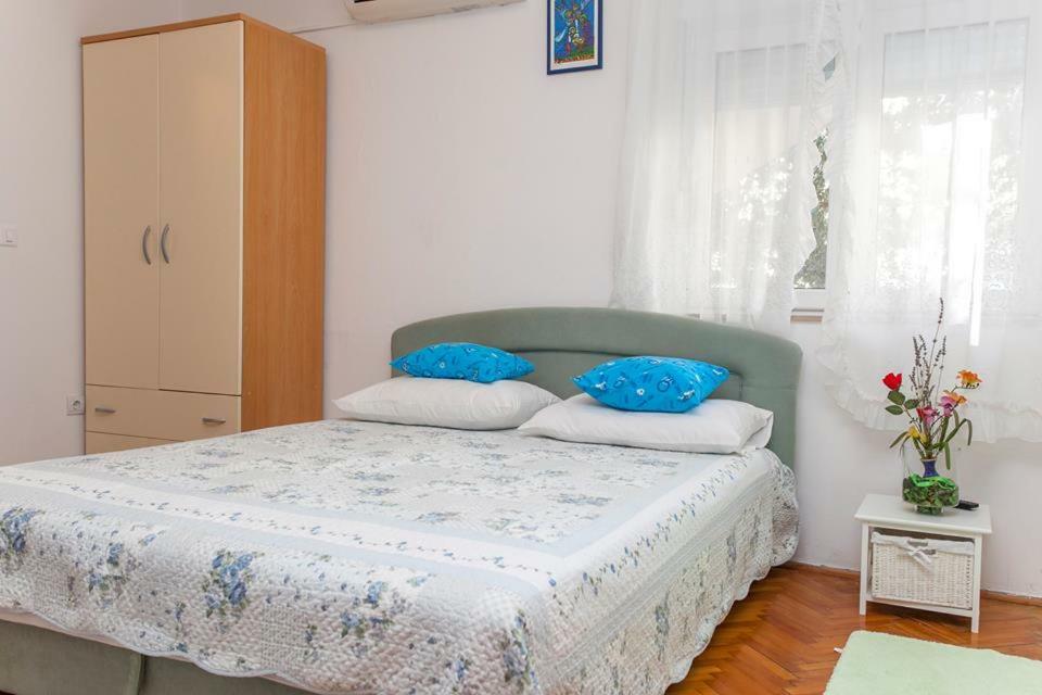 Apartmani Jela Makarska Exterior photo