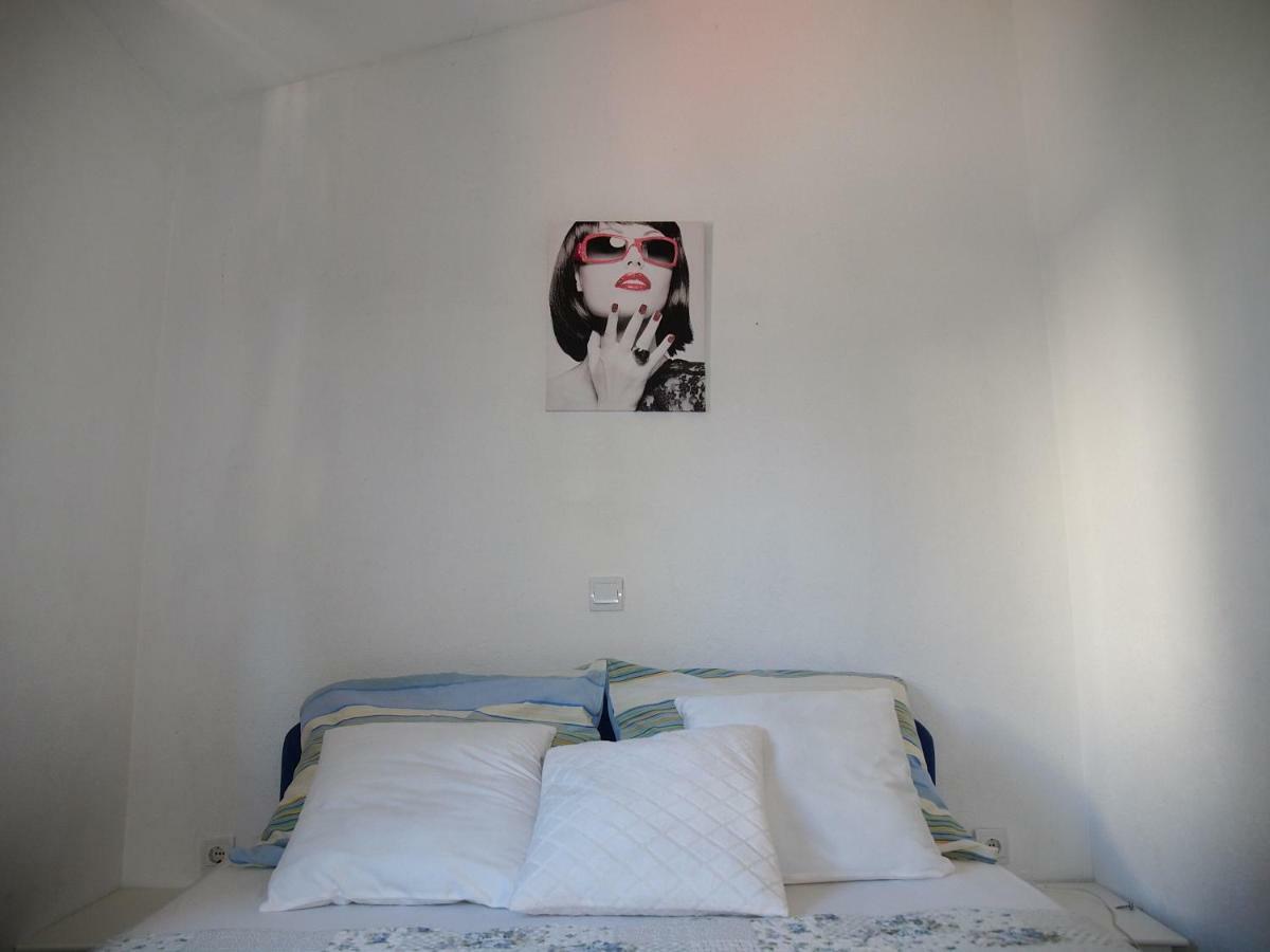 Apartmani Jela Makarska Exterior photo