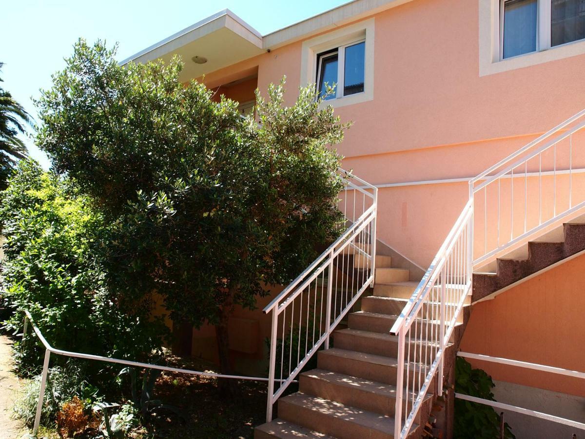 Apartmani Jela Makarska Exterior photo